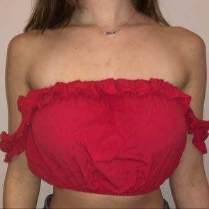 Cropped red shirt